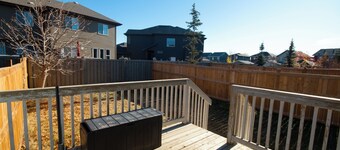 Entire Large|3BHome|King Bed| with A/C |Mins to WEM