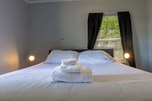 2 dormitorios, tabla de planchar con plancha, wifi y ropa de cama