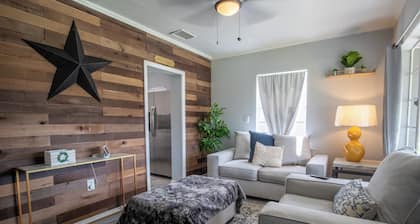 Longterm Tigertown Retreat in Lakeland New Orlando and Tampa