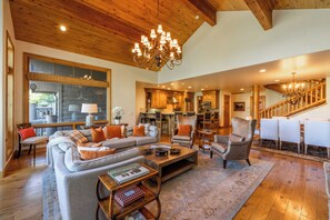TV, fireplace, books, stereo