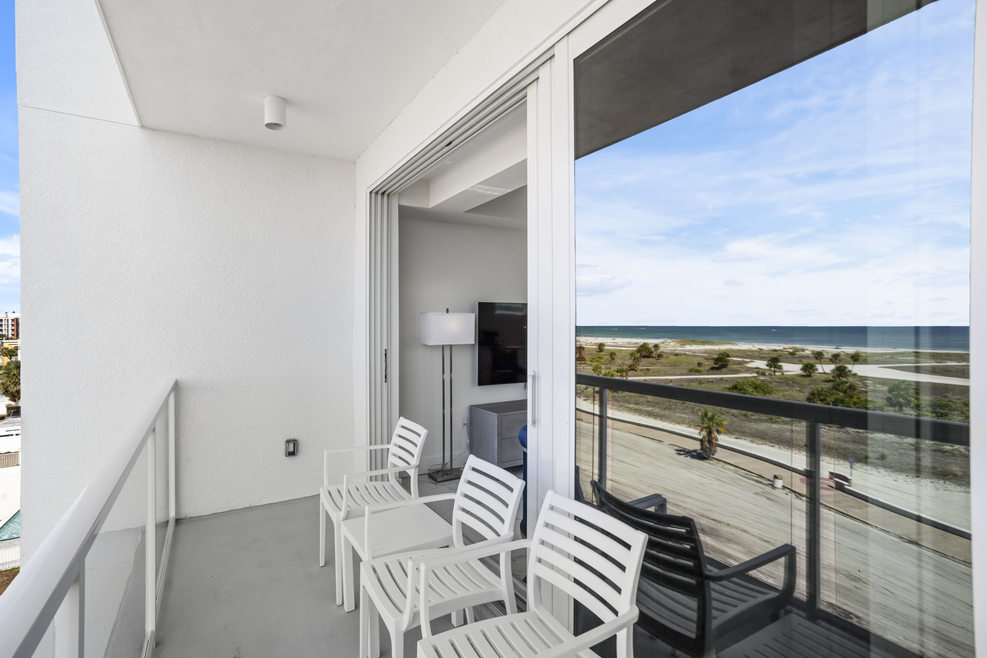 Junior Suite, 2 Bedrooms, Ocean View | Terrace/patio