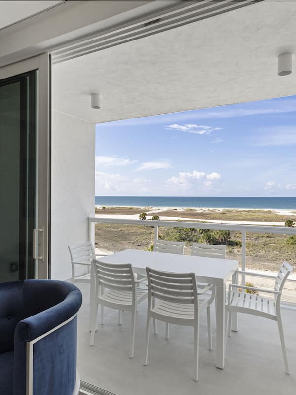 Suíte premium, 2 quartos, vista para o oceano | Vista para praia/oceano