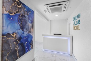 Concierge desk