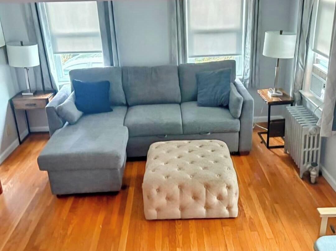 Televisión y oficina 