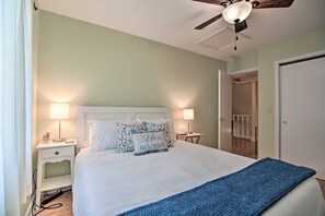 3 Schlafzimmer, Schreibtisch, Bügeleisen/Bügelbrett, Reisekinderbett