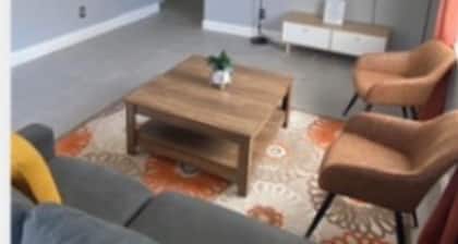 Cozy 3BR Home in Ocala - For Work Teams & Families