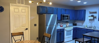 Cozy 3BR Home in Ocala - For Work Teams & Families