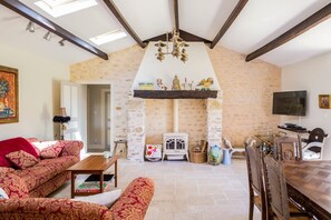 TV connectée, table de tennis de table