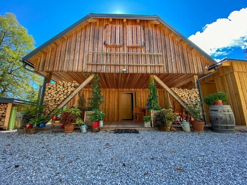 Villa Taja - Four Bedroom Villa, Sleeps 10