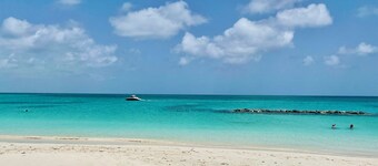 Grace's Condo in Leeward Settlement