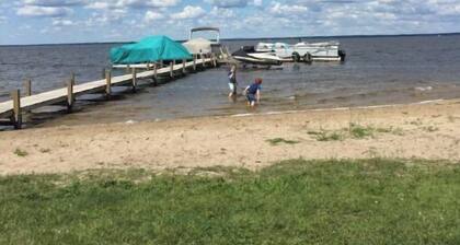 Cozy Cabin with Great Beach, Swimming and Dock!