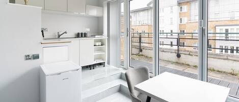 Exclusive Penthouse, 1 Double Bed, Ensuite | 1 bedroom, Egyptian cotton sheets, premium bedding, pillow-top beds