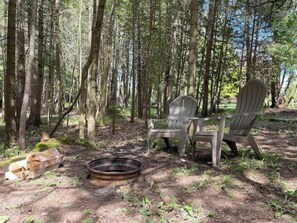 Property grounds - Tiki Hut Yurt- Lani (St. Ignace)