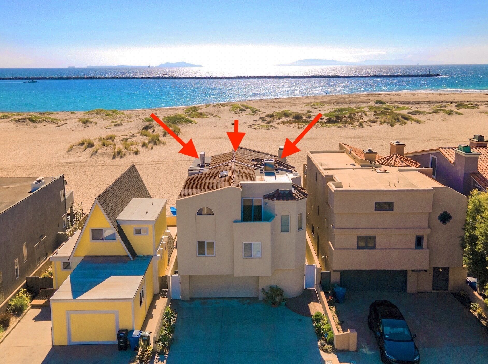 Beachfront Villa w/ Direct Beach Access & Elevator! 