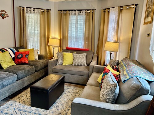 Cozy First Floor Apartment. Located in a quiet neighborhood.