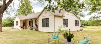 Quiet Countryside Weaubleau Home w/ Patio & Grill!