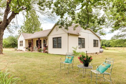 Quiet Countryside Weaubleau Home w/ Patio & Grill!