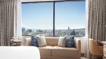 Premium-Zimmer, 1 King-Bett, Stadtblick (Scenic View) | Ausblick vom Zimmer