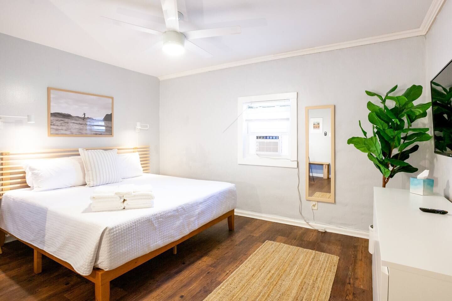 1 bedroom, iron/ironing board, travel crib, free WiFi