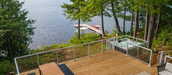 Muskoka Waterfront Cottage w/ Hot Tub, Wi-Fi & AC (Pet-Friendly!)