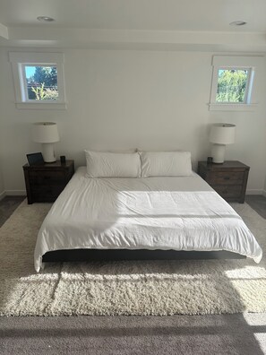 4 bedrooms, WiFi, bed sheets