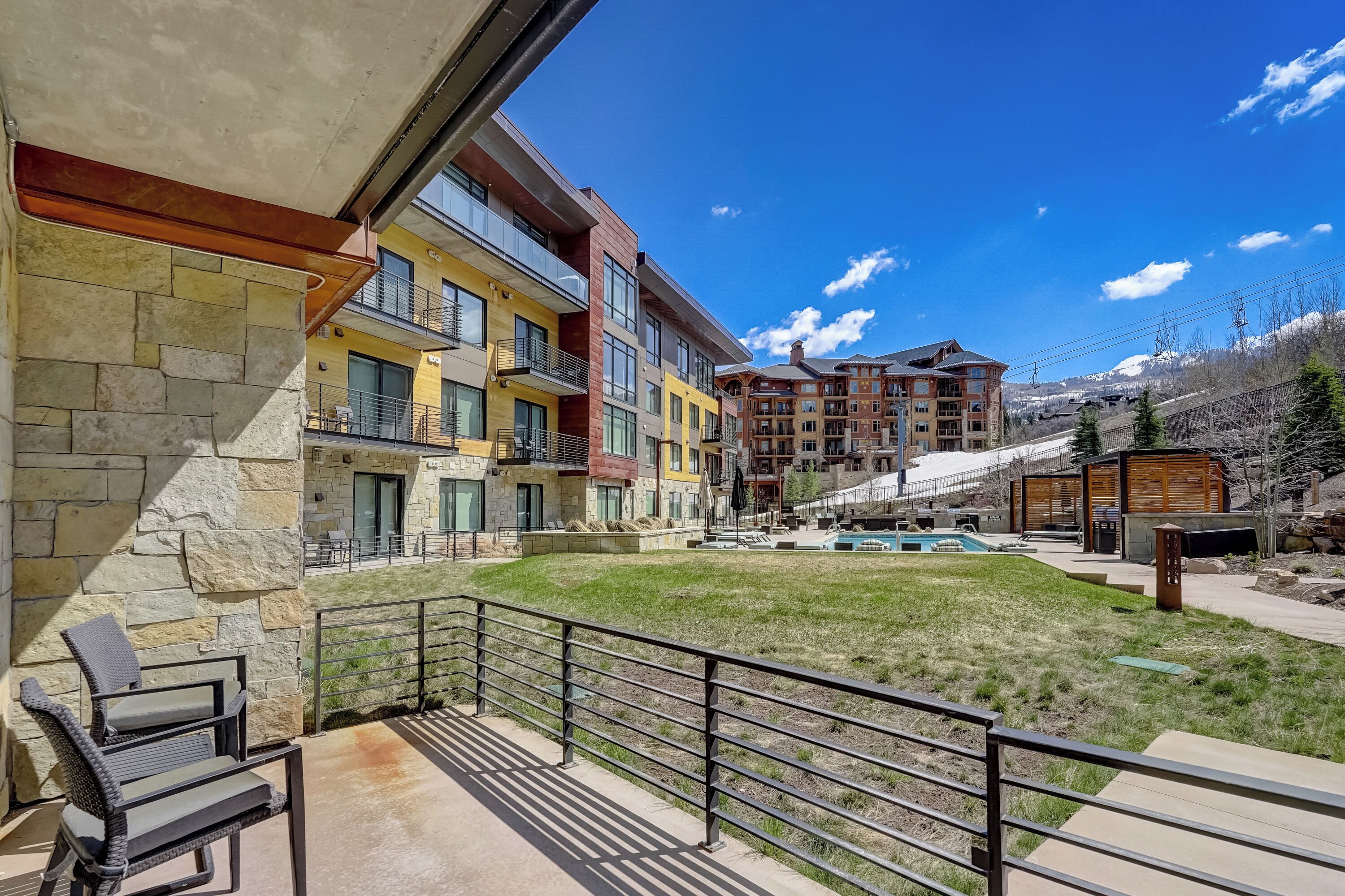 ลานระเบียง/นอกชาน