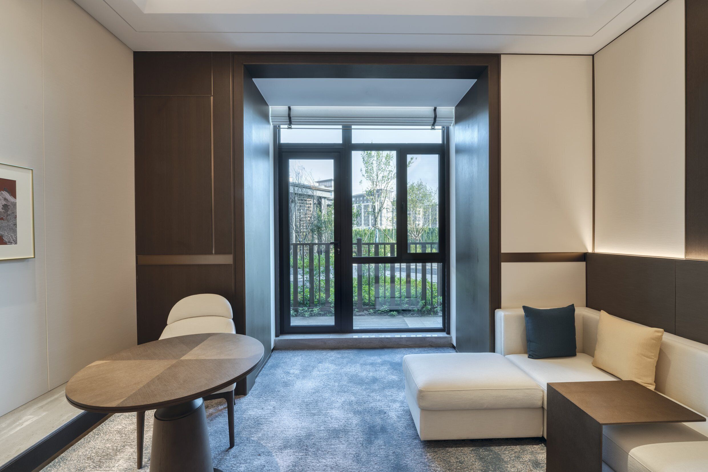 Rom – premium, 1 kingsize-seng | Minibar, safe på rommet, blendingsgardiner og lydisolert