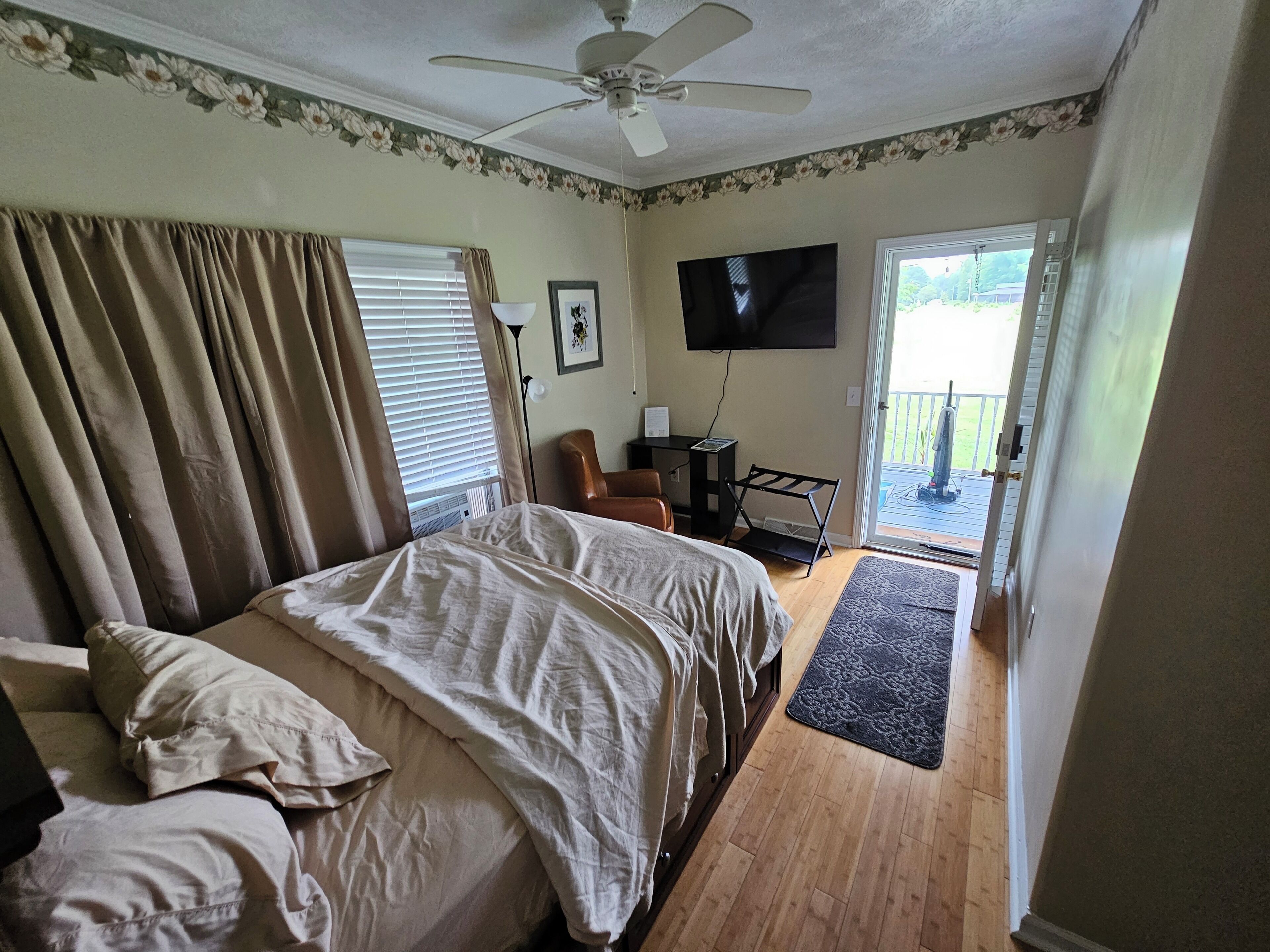 Hypo-allergenic bedding, individually decorated, individually furnished