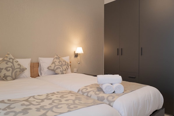 1 Schlafzimmer, Bügeleisen/Bügelbrett, kostenloses WLAN, Bettwäsche