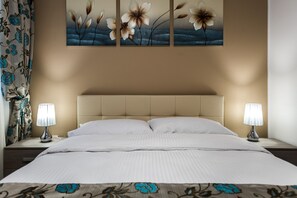 2 bedrooms, iron/ironing board, free WiFi, bed sheets