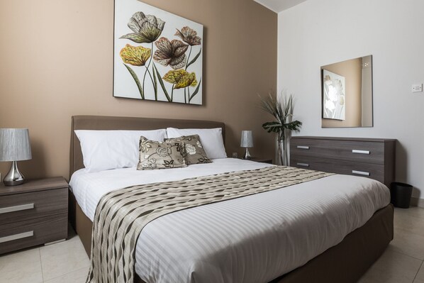 1 bedroom, iron/ironing board, free WiFi, bed sheets