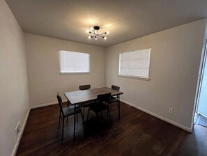 Dining - Mid Mod cottage (Birmingham)