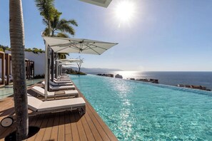 Pool - Soho - PV
Luxury resort condo in heart of town with ocean & city view. (Puerto Vallarta)