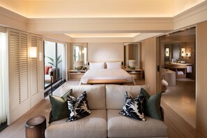 Conrad Suite with Lounge Access, 1 King Bed | Living area | 55-inch flat-screen TV with cable channels - Conrad Singapore Orchard (Singapore)