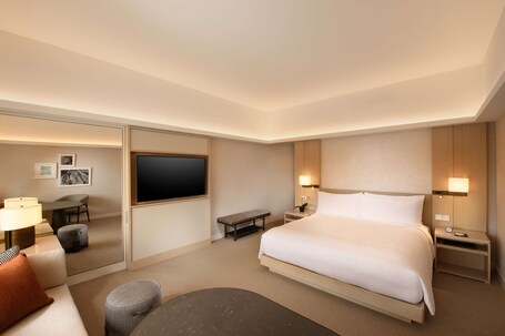 Conrad Singapore Orchard - Image 56