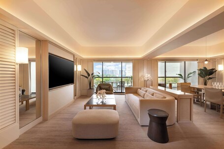 Conrad Singapore Orchard - Image 32