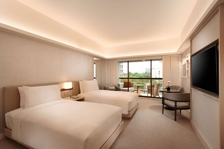 Conrad Singapore Orchard - Image 12