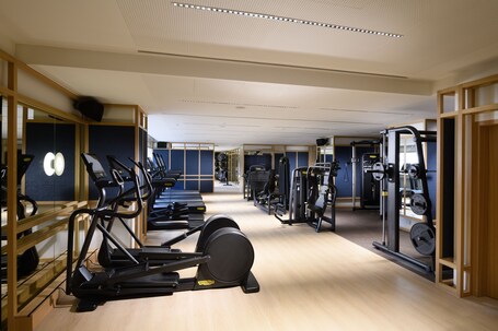Conrad Singapore Orchard - Image 42