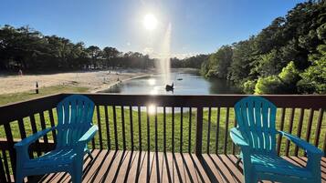 Cottage, 2 chambres, vue lac | Terrasse/Patio