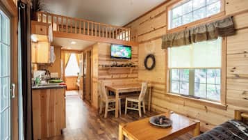 Cottage | Living area