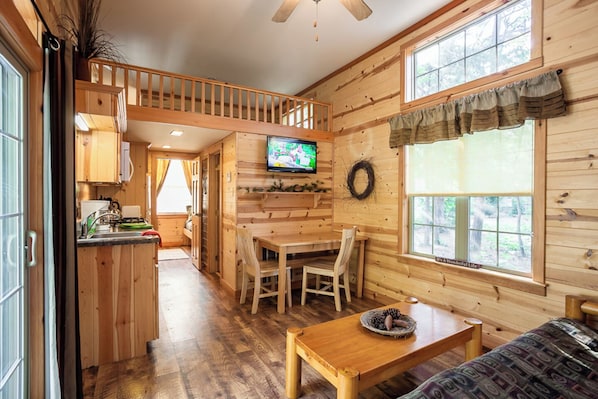 Cottage | Living area