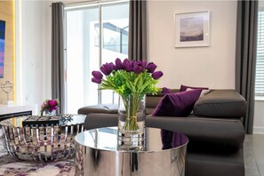 Living area - Samwise Much Fun  (Kissimmee)