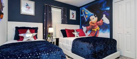 Maison Deluxe | 6 chambres, literie de qualité supérieure, Wi-Fi gratuit, draps fournis