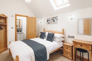 6 soverom, strykejern/-brett, wi-fi og sengetøy