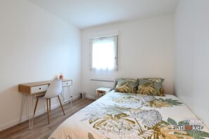 5 chambres, bureau, fer et planche Ă repasser, Wi-Fi gratuit