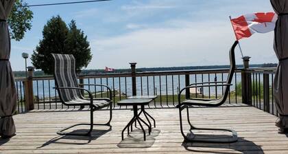 Cozy 2 bed rooms with bunkie cottage. 20 mins way from tobermory.