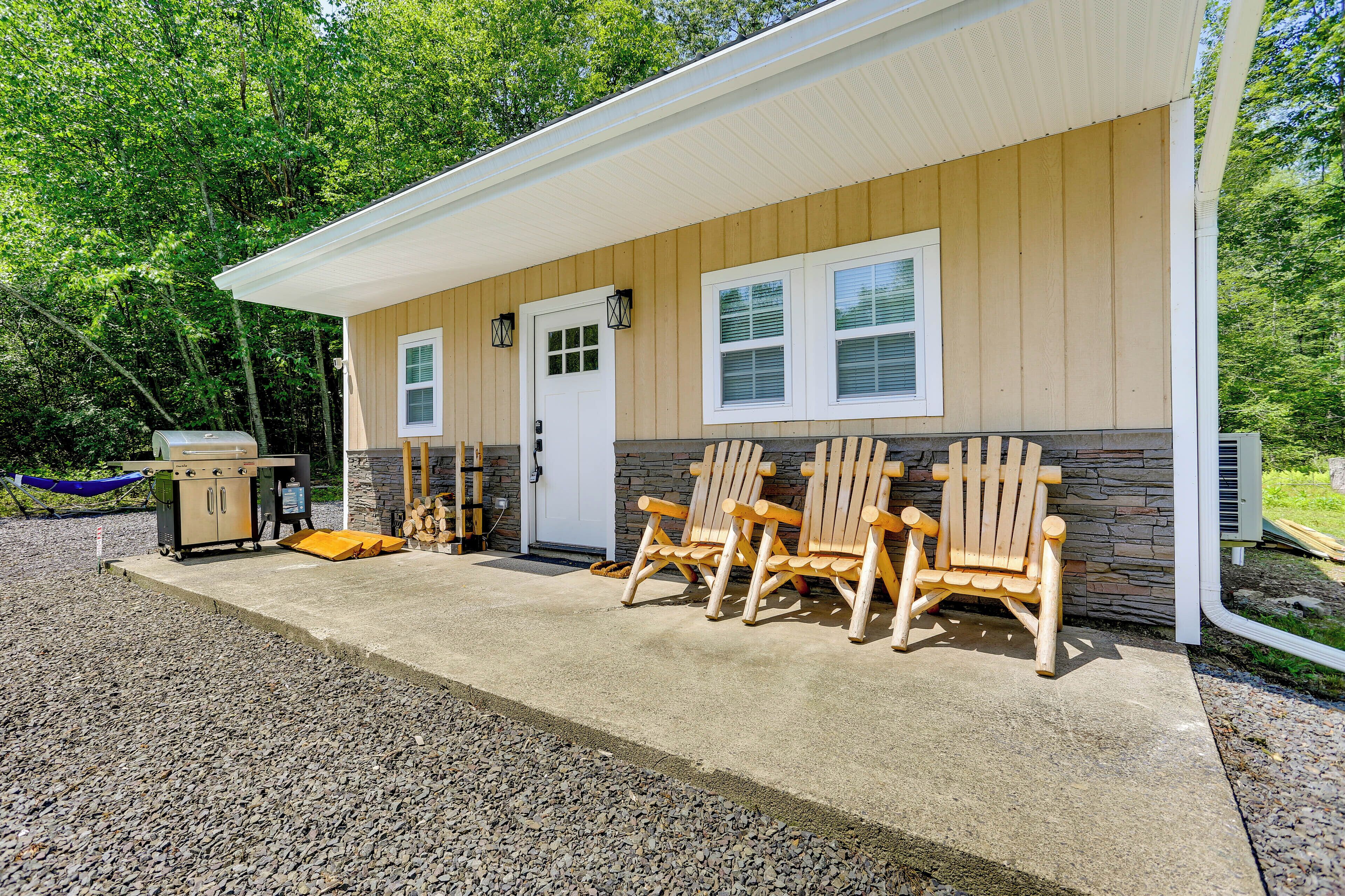 Secluded Poconos Cabin w/ Fire Pit on 75 Acres!