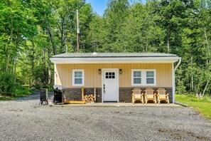 Exterior - Secluded Poconos Cabin: 75 Acres & Fire Pit! (East Stroudsburg)