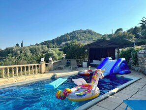 Piscine extérieure
