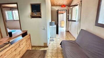 1 slaapkamer, reisbedje, gratis wifi, beddengoed